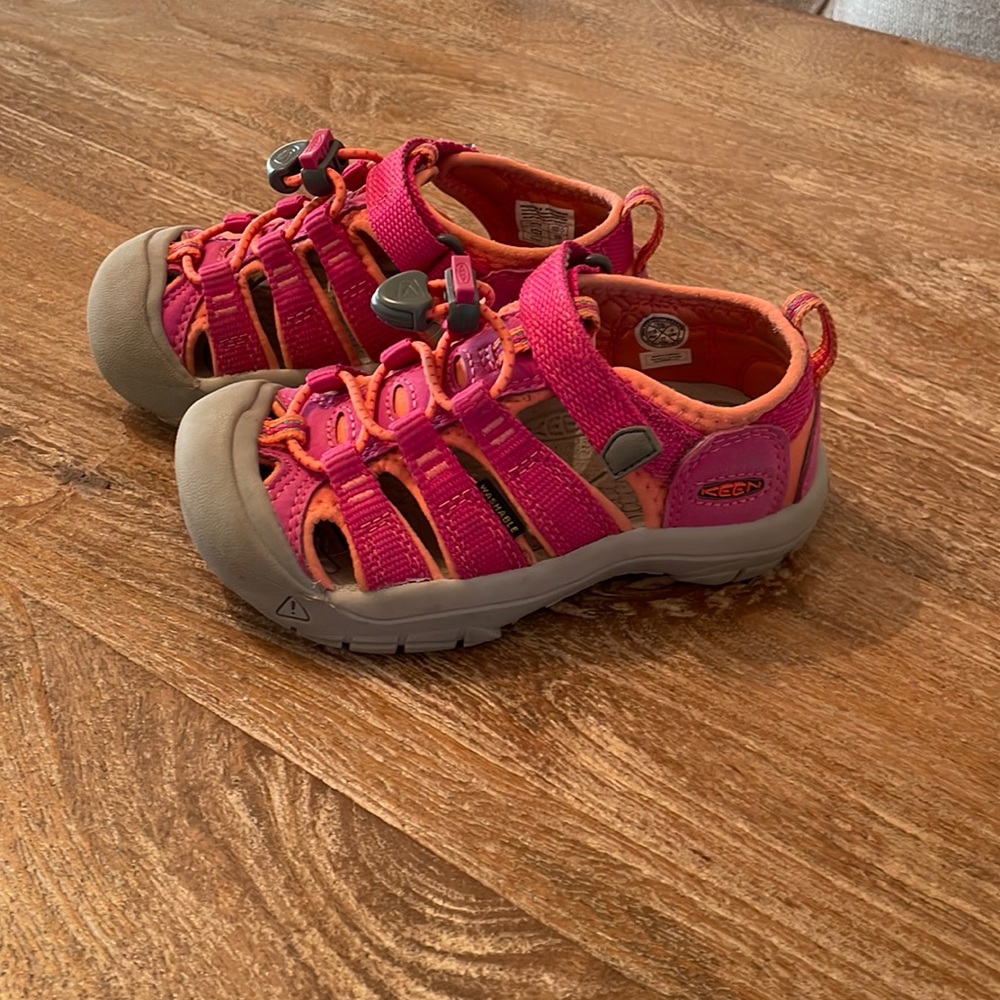 Keen Newport Toddler Size 10